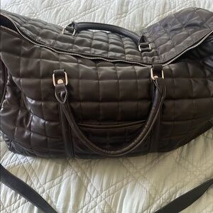 Steve Madden Black Quilted Travel Bag